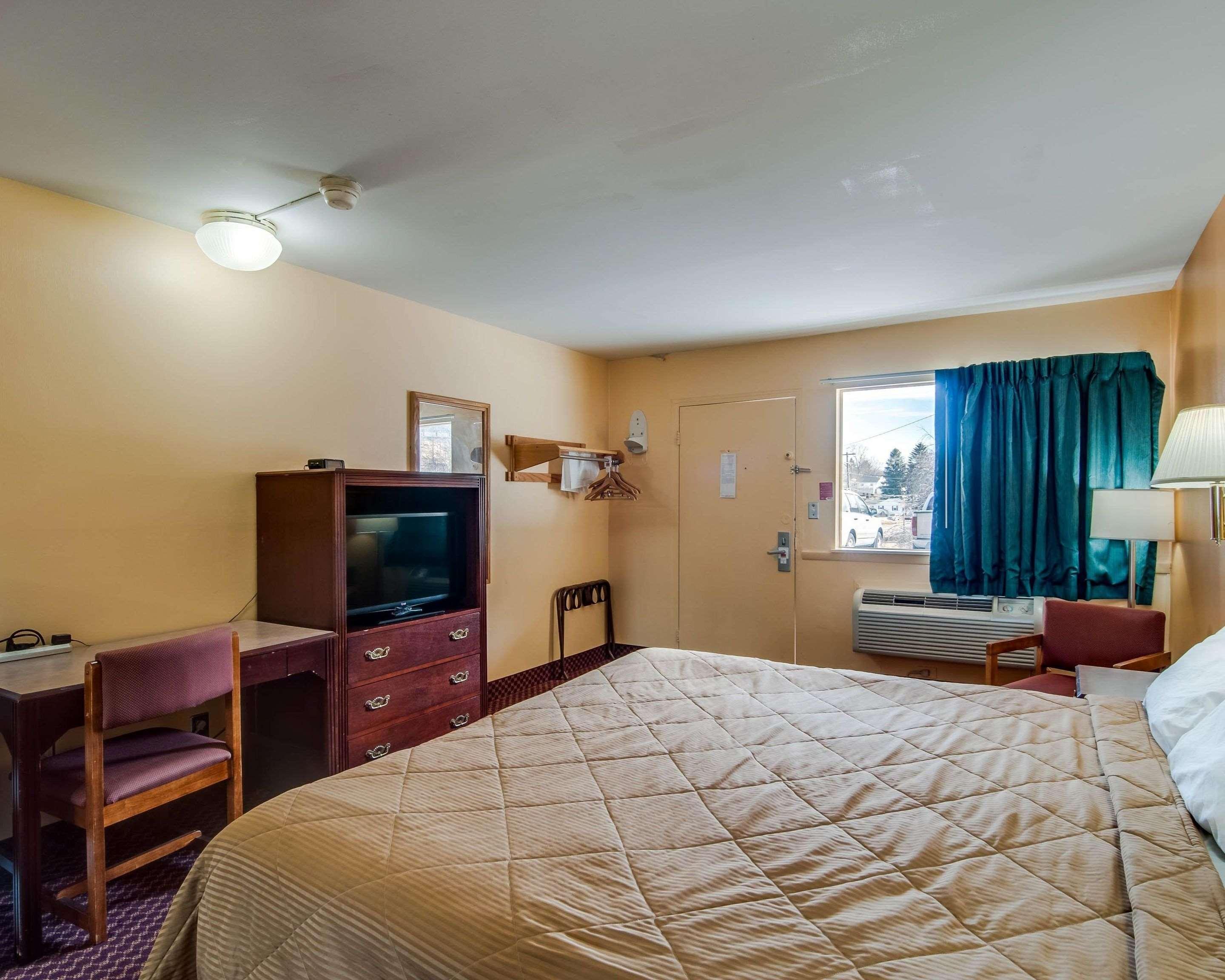 Econo Lodge Near Bluefield College Extérieur photo